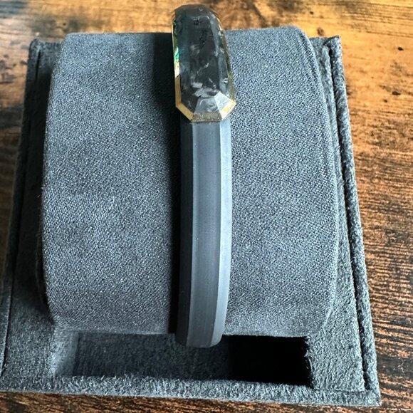 David Yurman Streamline ID Rubber Bracelet w/ Forged Carbon in 18K Gold - Medium - Picture 8 of 15